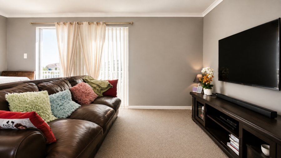 2 Bedroom Property for Sale in Lansdowne Western Cape